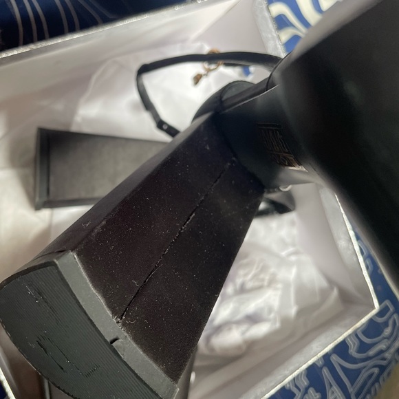 Platform satin heels - Picture 7 of 13